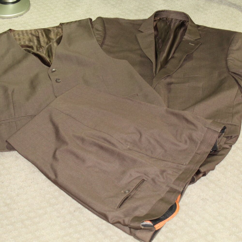 Bocaccio Men's 54R 46x28 3-piece Brown Polyester Rayon Suit